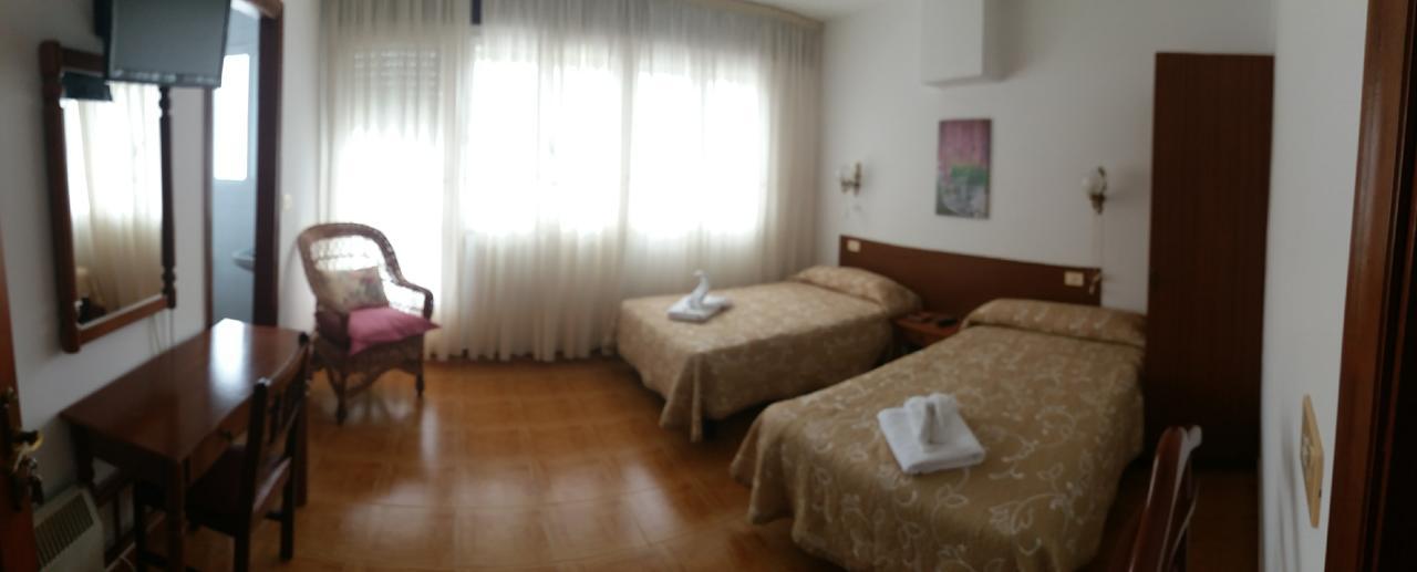 Pension Vazquez Vimianzo Exterior photo